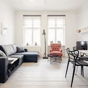 Apartment Wozna 14a, 2 Rooms, Self Check In 24h, Poznan